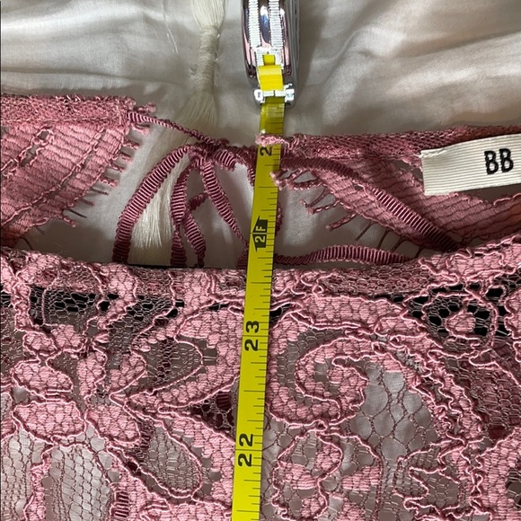 NWT BB Dakota Lace Cherlin Lace Top - Picture 14 of 15